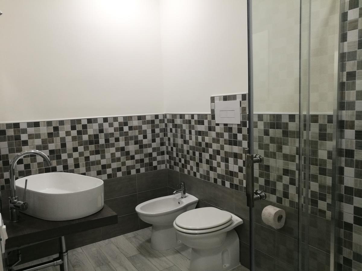 Volturno 106 Bed & Breakfast Palermo Ngoại thất bức ảnh